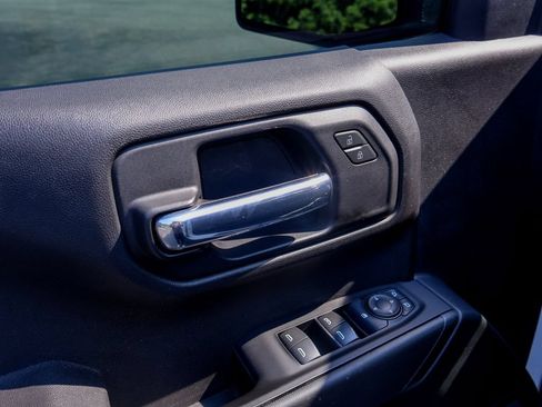 Used 2021 Chevrolet Silverado 1500 Custom w/ Rally Edition AWD/4WD image 16