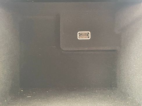 Used 2019 Chevrolet Traverse LT w/ LPO, Floor Liner Package AWD/4WD image 43