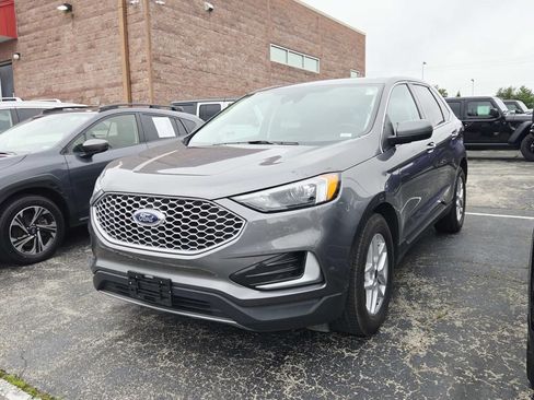 Used 2024 Ford Edge SEL AWD/4WD image 4