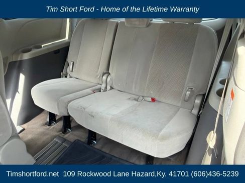 Used 2017 Toyota Sienna LE FWD image 8