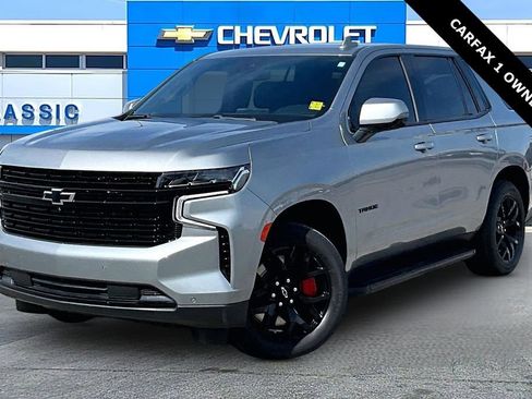 Used 2024 Chevrolet Tahoe RST w/ RST Performance Edition AWD/4WD image 3