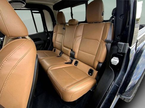 Used 2022 Jeep Gladiator Rubicon w/ Trailer Tow Package image 26