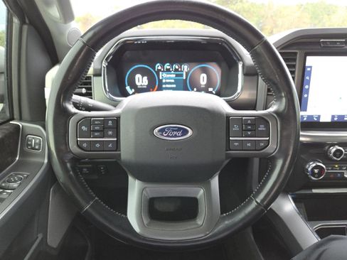 Used 2021 Ford F150 Lariat w/ Equipment Group 501A Mid image 30