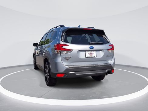 Used 2023 Subaru Forester Limited AWD/4WD image 7