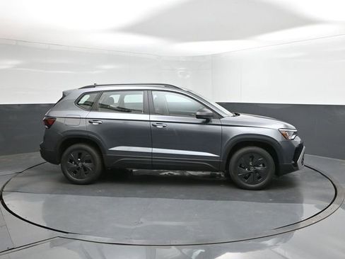 New 2026 Volkswagen Taos S FWD image 15