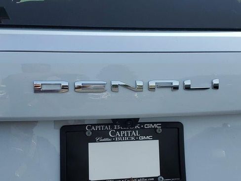 New 2026 GMC Yukon Denali w/ Sun & Power Step Package AWD/4WD image 7