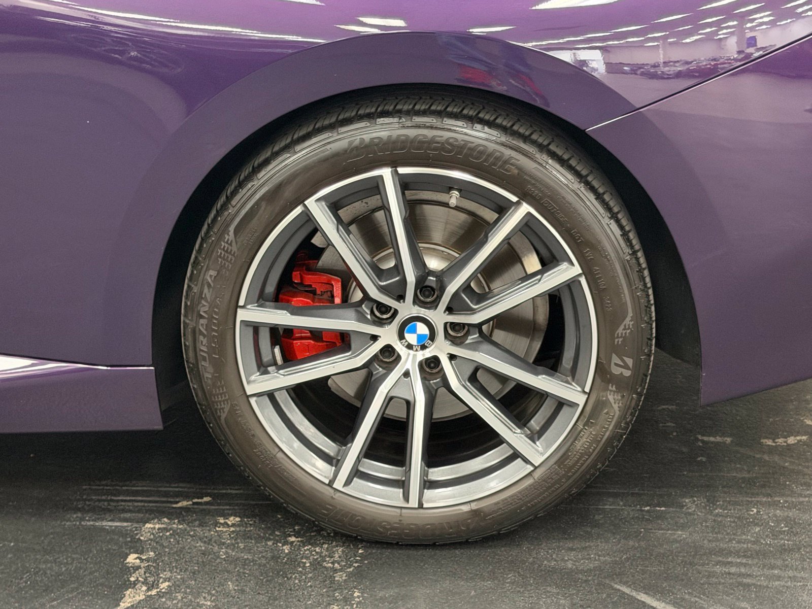 Used 2024 BMW 230i Coupe w/ Convenience Package RWD image 16