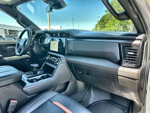 Certified 2023 GMC Sierra 1500 AT4 w/ AT4 Premium Package AWD/4WD image 29