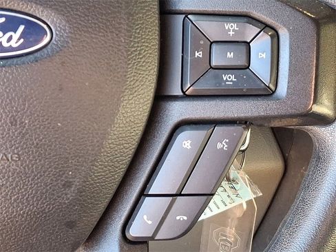 Used 2022 Ford F250 XL w/ Power Equipment Group image 22