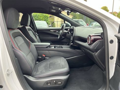 New 2025 Chevrolet Blazer EV RS w/ Super Cruise Package AWD/4WD image 26