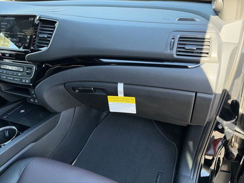 New 2026 Honda Ridgeline Black Edition image 21