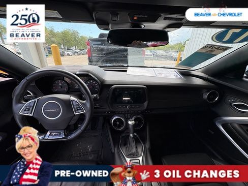 Used 2017 Chevrolet Camaro LT RWD image 23