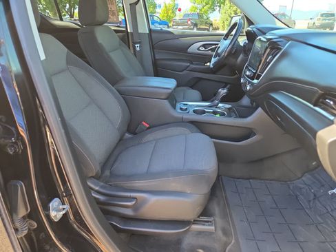 Used 2020 Chevrolet Traverse LT AWD/4WD image 22