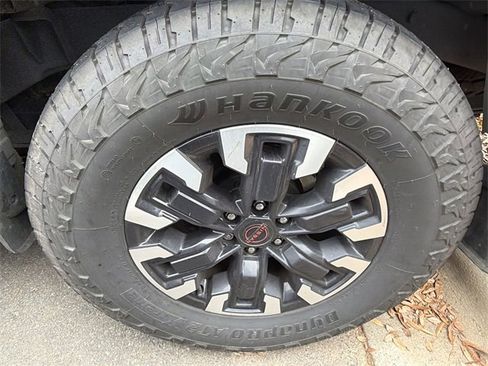 Used 2023 Nissan Frontier PRO-4X w/ Pro Convenience Package image 8