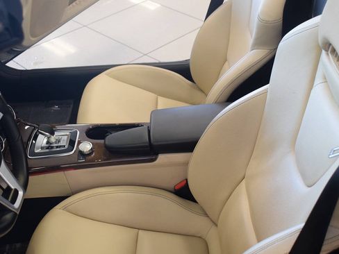 Used 2016 Mercedes-Benz SLK 300 image 34