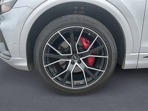 Used 2022 Audi Q8 Premium Plus w/ Premium Plus Package image 29