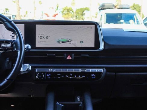 Used 2023 Hyundai Ioniq 6 SE image 13