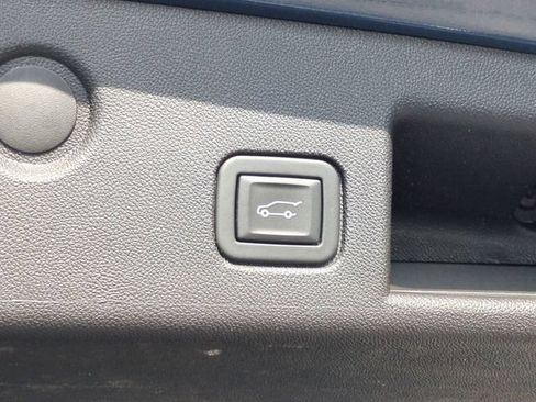 Certified 2024 Chevrolet Equinox RS w/ RS Leather Package FWD image 15