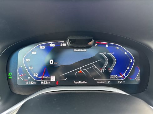 Used 2022 BMW ALPINA B7 xDrive image 22
