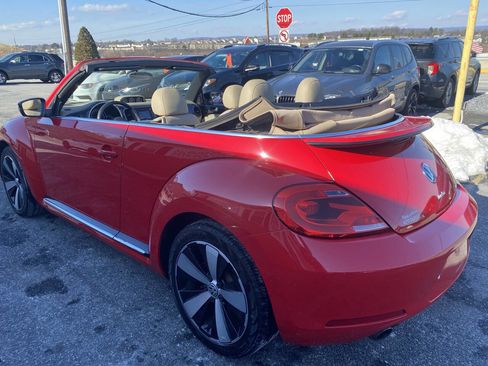 Used 2013 Volkswagen Beetle 2.0T image 13
