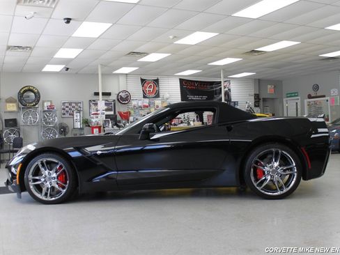 Used 2016 Chevrolet Corvette Stingray Convertible w/ 2LT Preferred Equipment Group image 5