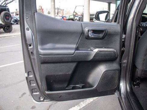Used 2023 Toyota Tacoma 4x4 Double Cab image 21