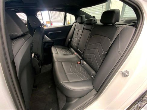 Used 2025 BMW i5 xDrive40 w/ M Sport Package AWD/4WD image 22
