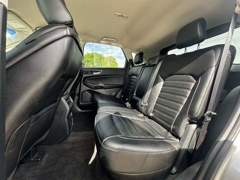 Used 2020 Ford Edge SEL w/ Cold Weather Package image 35