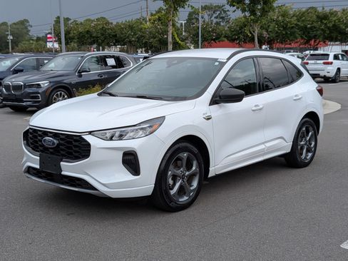 Used 2023 Ford Escape ST-Line w/ Equipment Group 301A FWD image 7