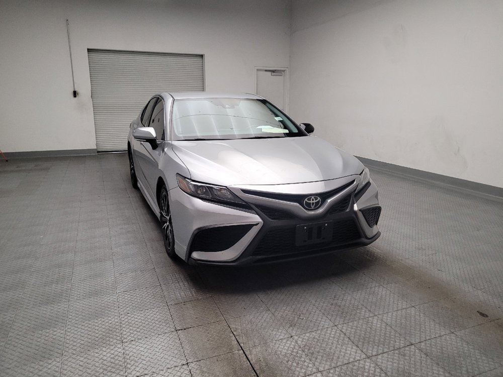 Used 2022 Toyota Camry SE FWD image 14