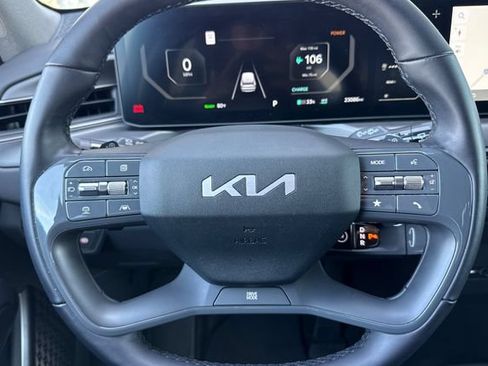 Certified 2024 Kia EV9 Light Long Range RWD image 31