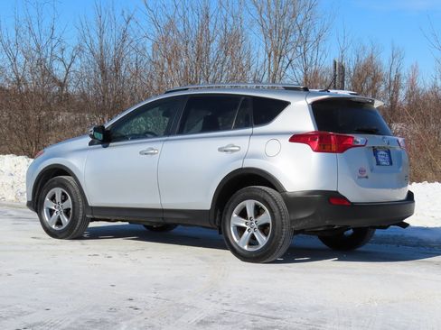 Used 2015 Toyota RAV4 XLE image 25