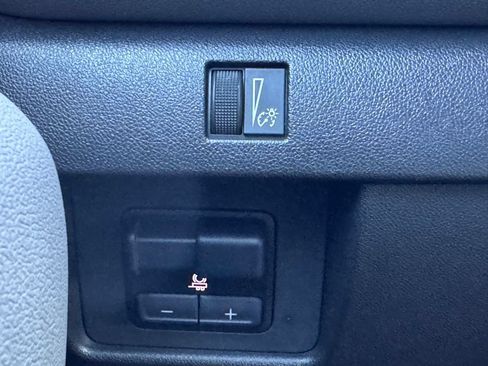 Used 2024 Chevrolet Colorado ZR2 w/ ZR2 Convenience Package III AWD/4WD image 31