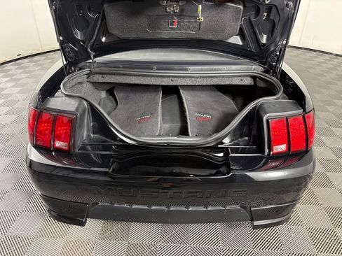 Used 2004 Ford Mustang GT RWD image 25