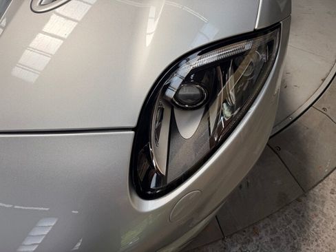 Used 2015 Jaguar XKR R RWD image 11
