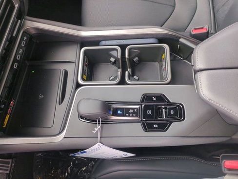 New 2026 Lexus TX 500h AWD image 17