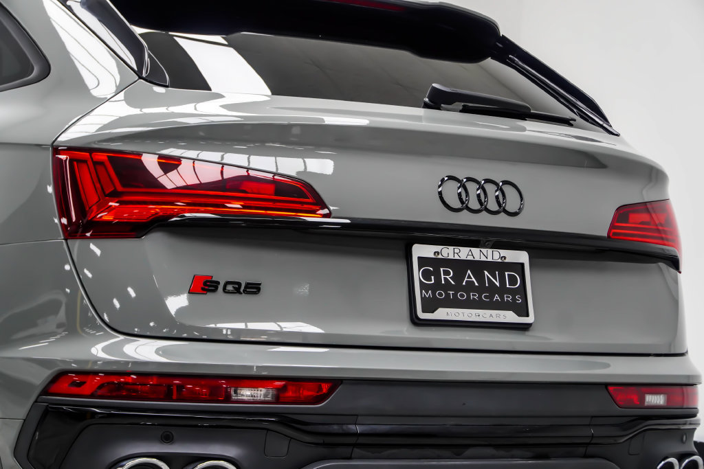 Used 2022 Audi SQ5 Prestige w/ Prestige Package AWD/4WD image 20