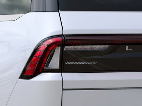 New 2027 Lincoln Navigator L Reserve RWD image 21