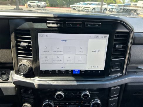 Used 2023 Ford F350 Platinum AWD/4WD image 3