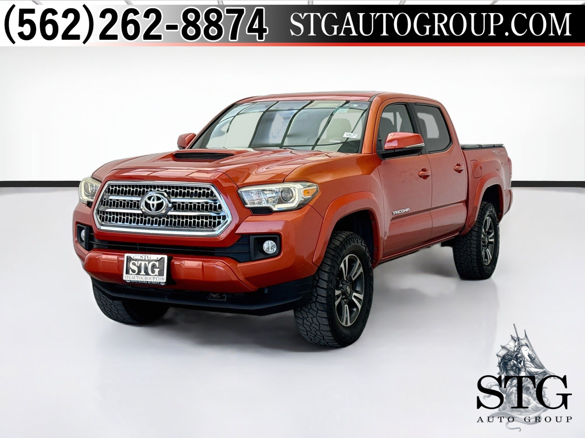Used 2016 Toyota Tacoma TRD Sport RWD image 1