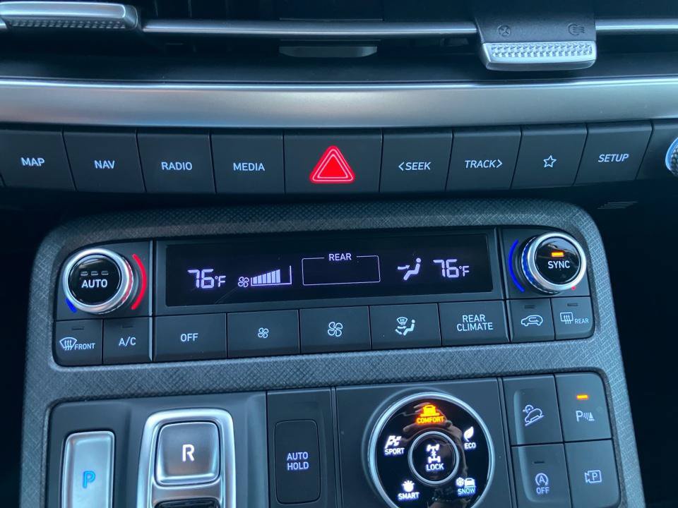 Used 2024 Hyundai Palisade Limited AWD/4WD image 22