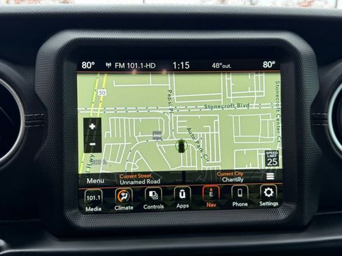 Used 2023 Jeep Wrangler Unlimited Sahara image 24