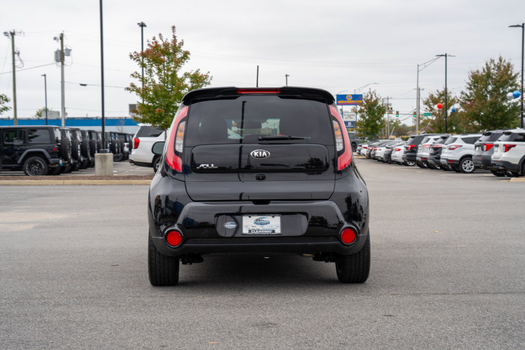 Used 2016 Kia Soul + w/ Tarmac Special Edition FWD image 6