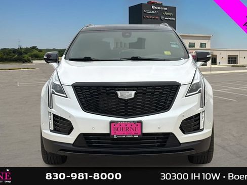 Used 2024 Cadillac XT5 Premium Luxury w/ Technology Package FWD image 8