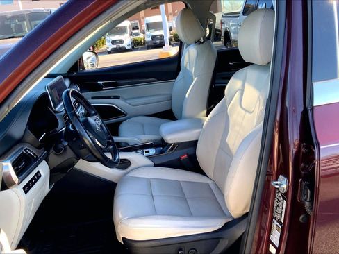 Used 2021 Kia Telluride EX w/ EX Premium Package image 7