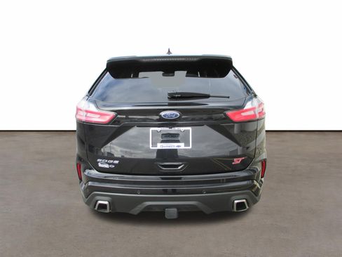 Used 2020 Ford Edge ST image 4