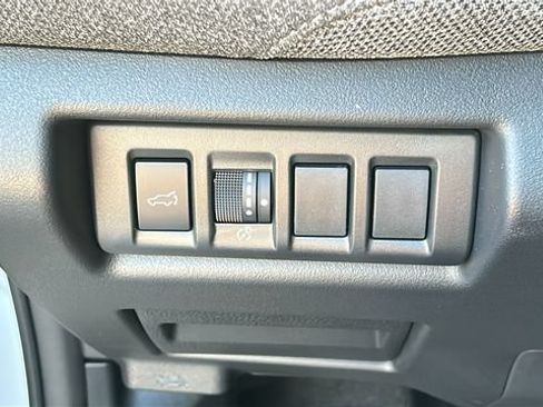 Used 2026 Subaru Outback Limited AWD/4WD image 23