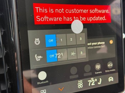 New 2026 Volvo XC60 B5 Plus w/ Protection Package Premier image 16