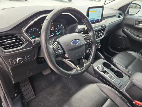 Used 2021 Ford Escape SEL image 12