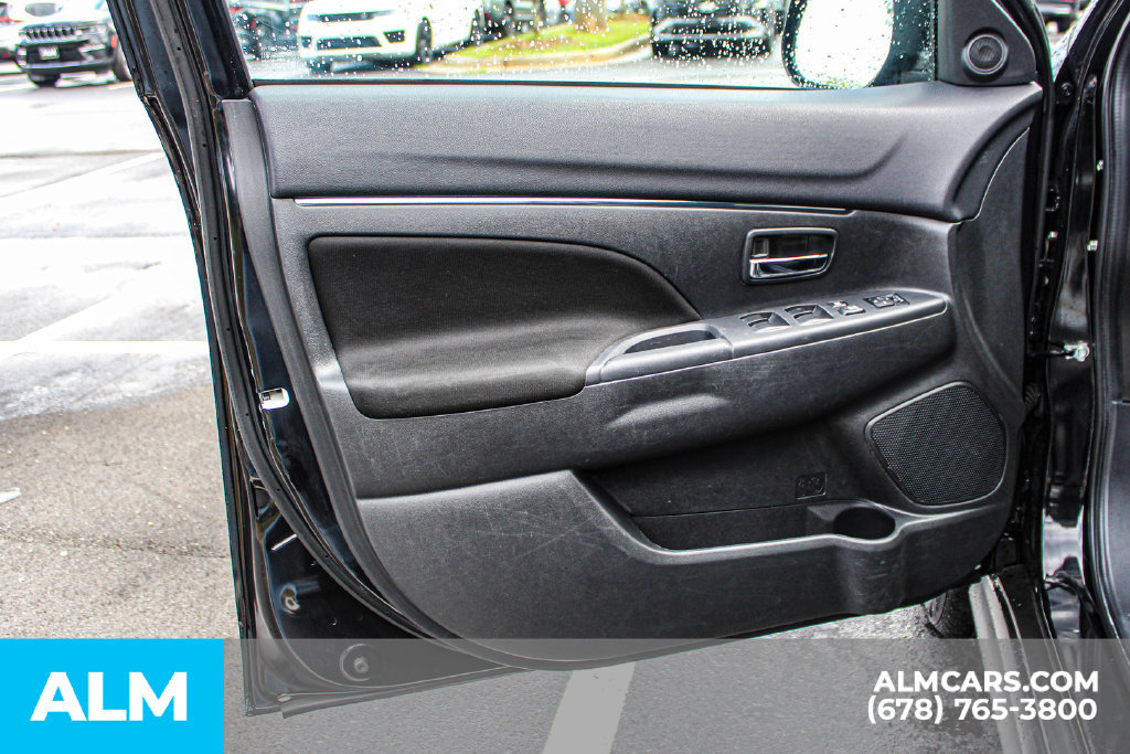 Used 2024 Mitsubishi Outlander Sport ES AWD/4WD image 36